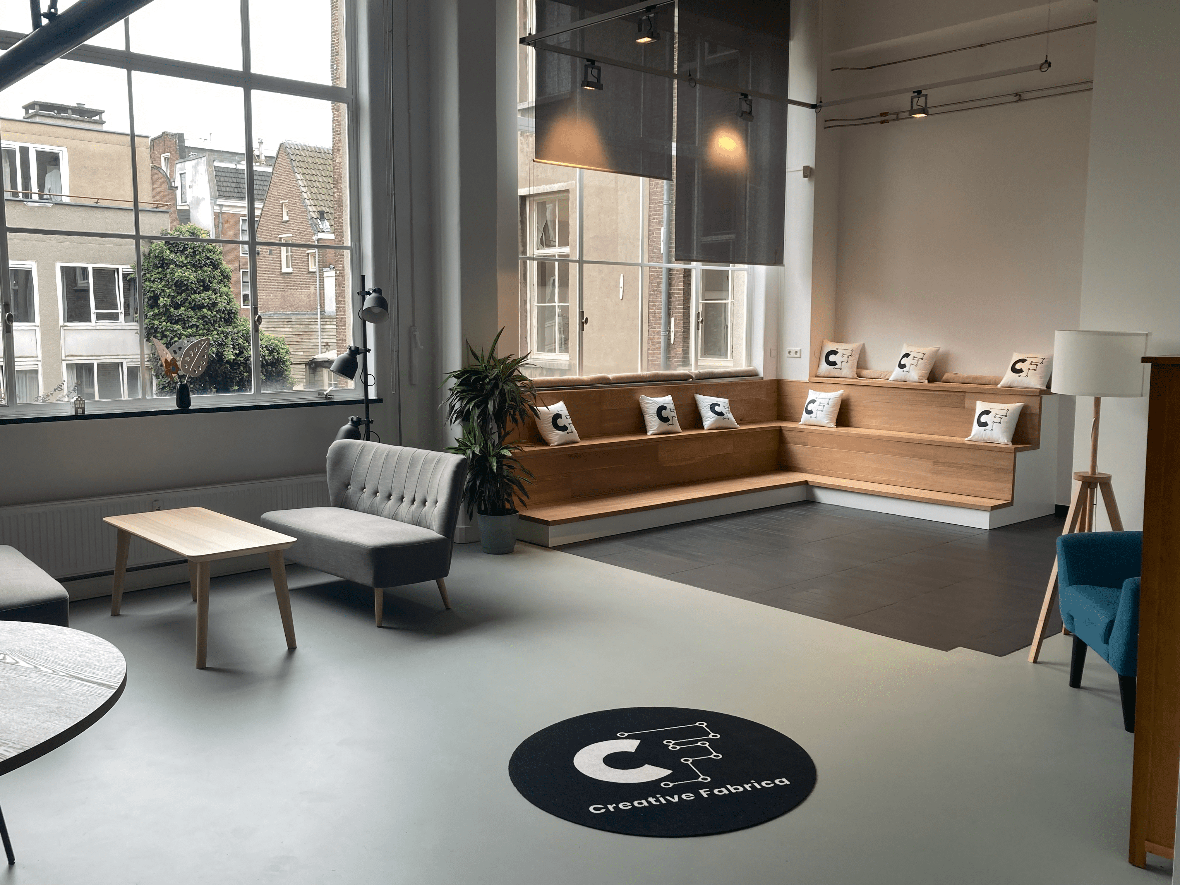 Creative Fabrica photo 3